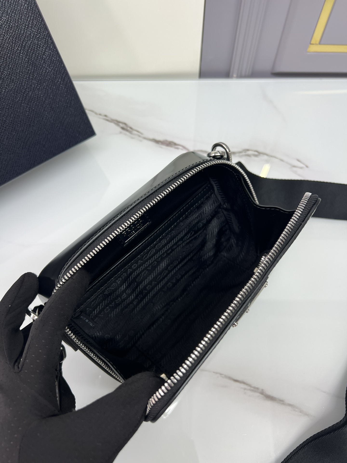 handbags prada 2VH070 19*12.5*5.5 - vstockx