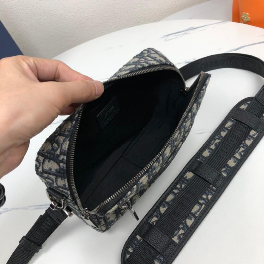 Handbag Dior oblique 1ESPO206YKY_H27E size 22*15*6 cm - vstockx