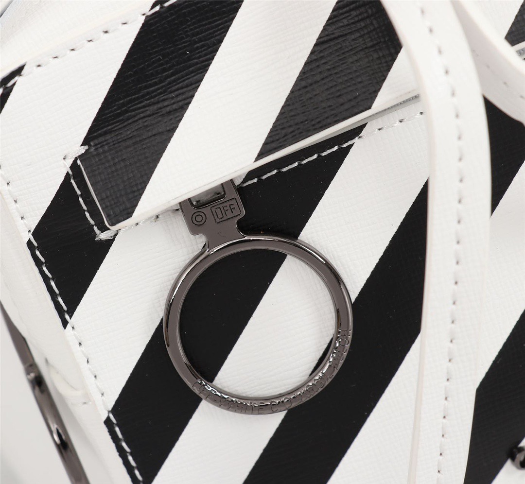 handbags OFF-White 574  5663870  size:19*24*13cm - vstockx