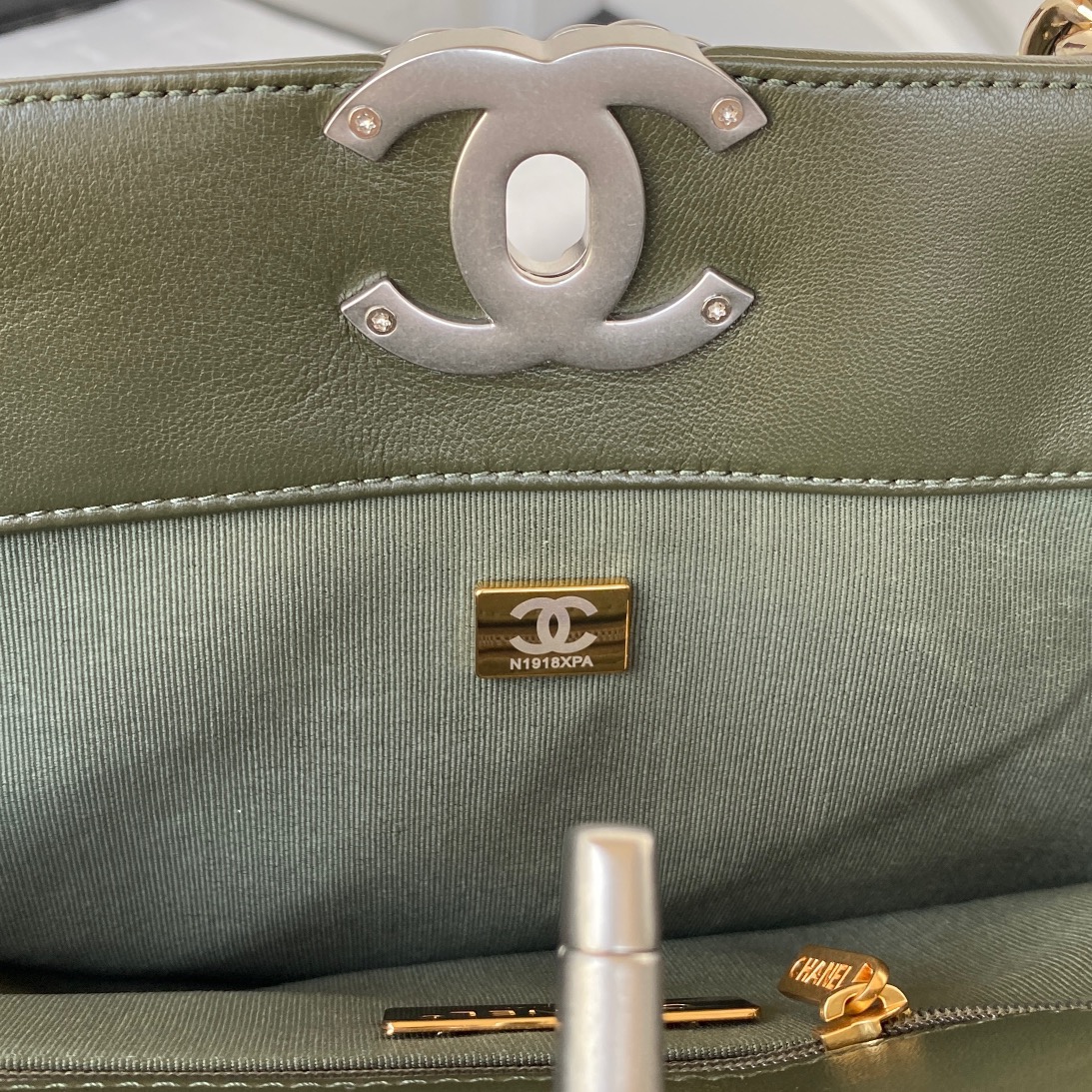 Handbag Chanel AS3519 size 30*37*10 cm - vstockx