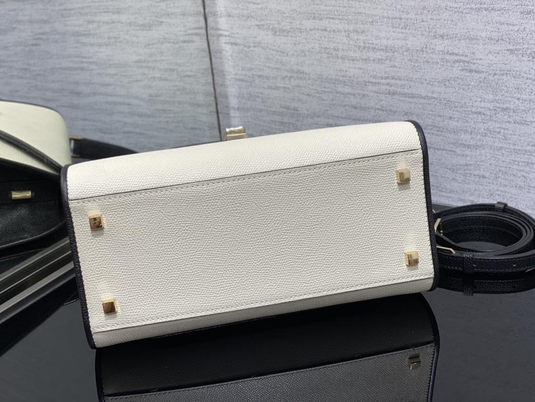 Handbag VALEXTRA size ** - vstockx