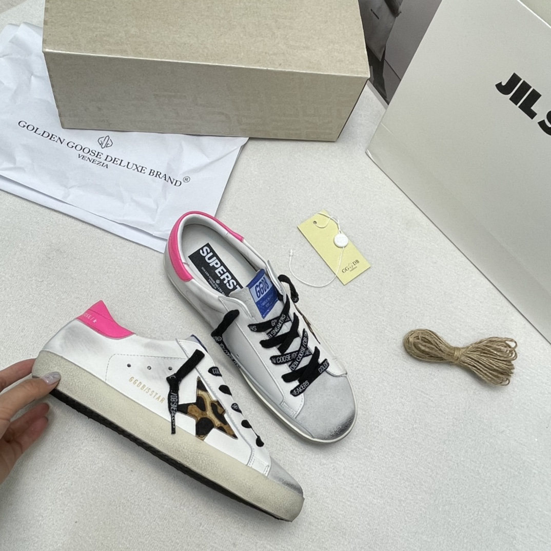 Golden Goose Superstar distressed-finish sneakers 22 - vstockx