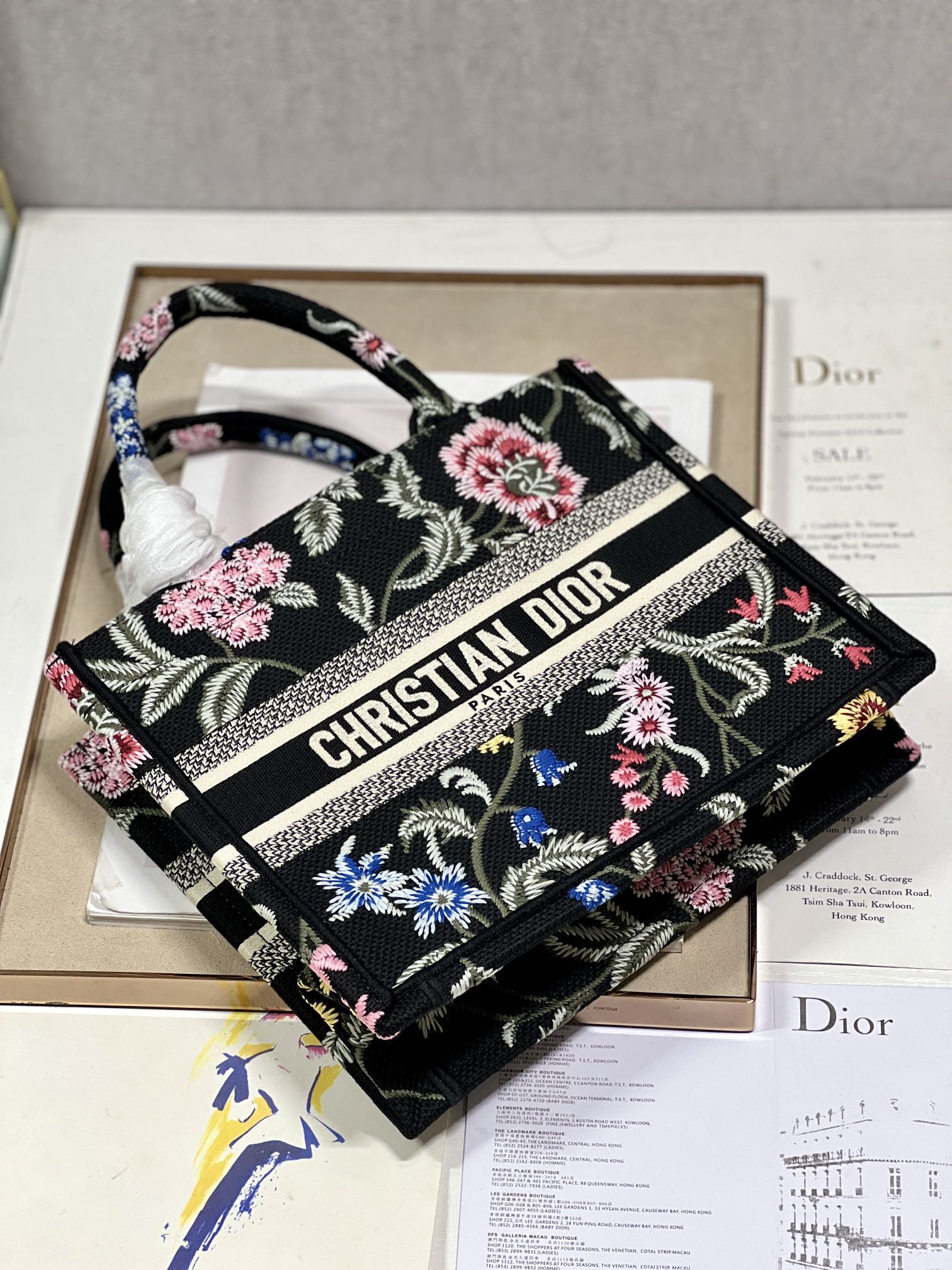 Handbag Dior 1265 size 26.5  21  14 cm - vstockx