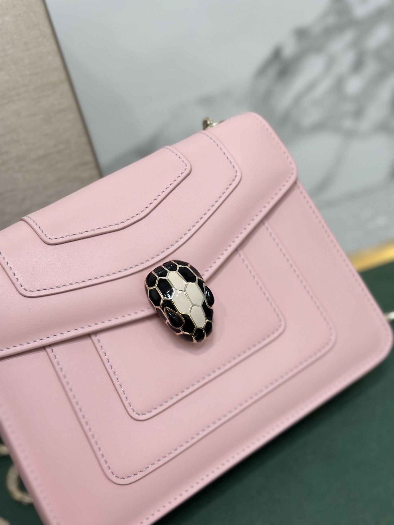 Handbags Bvlgari 35107 size:20*15*5 cm - vstockx