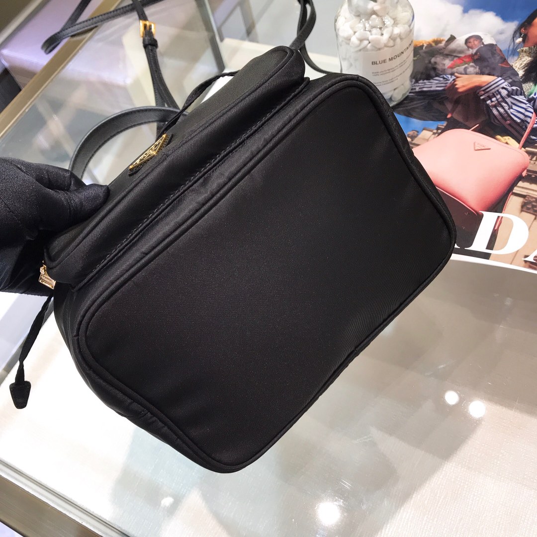 handbags prada 1BH038 23*18*12 - vstockx