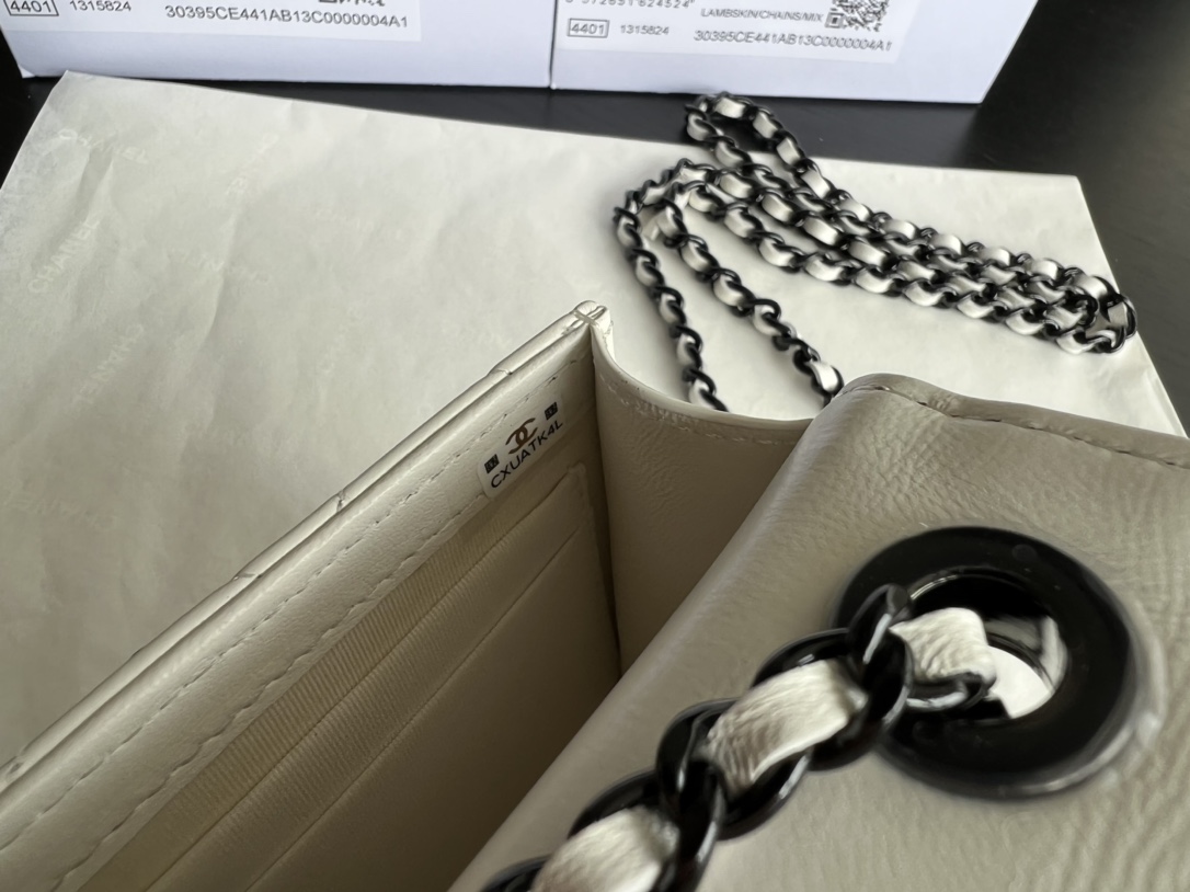 Handbag Chanel 81633 size 11cmx11cmx5 cm - vstockx