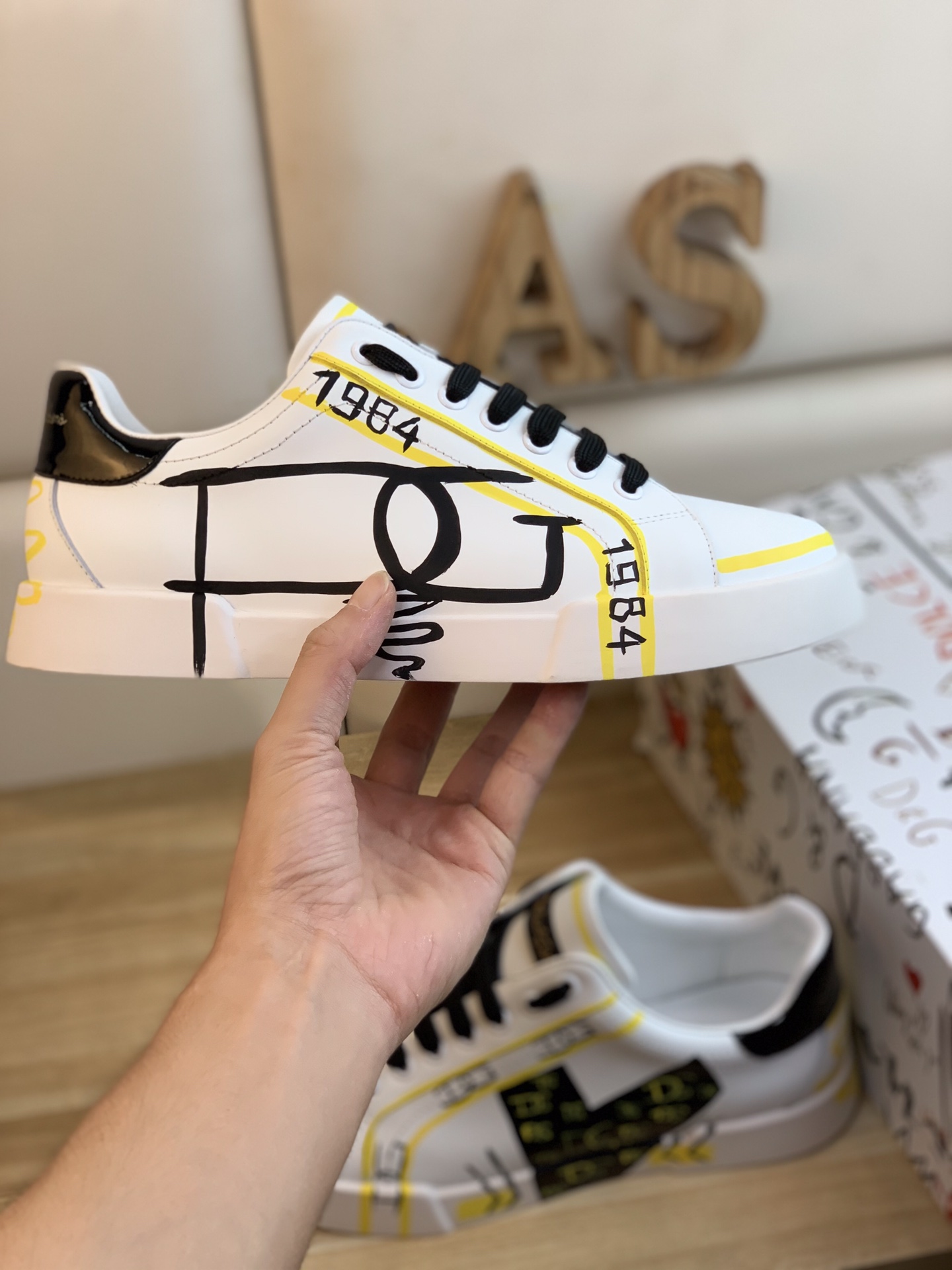 Dolce & Gabbana Low Tops Sneakers 83 - vstockx