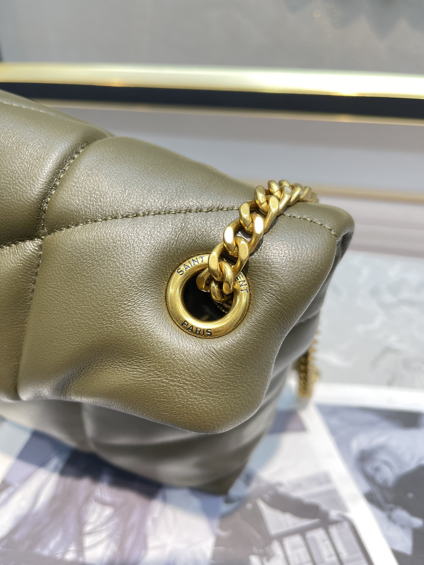 Handbags SAINT LAURENT 577476 size 29x17x11 cm - vstockx