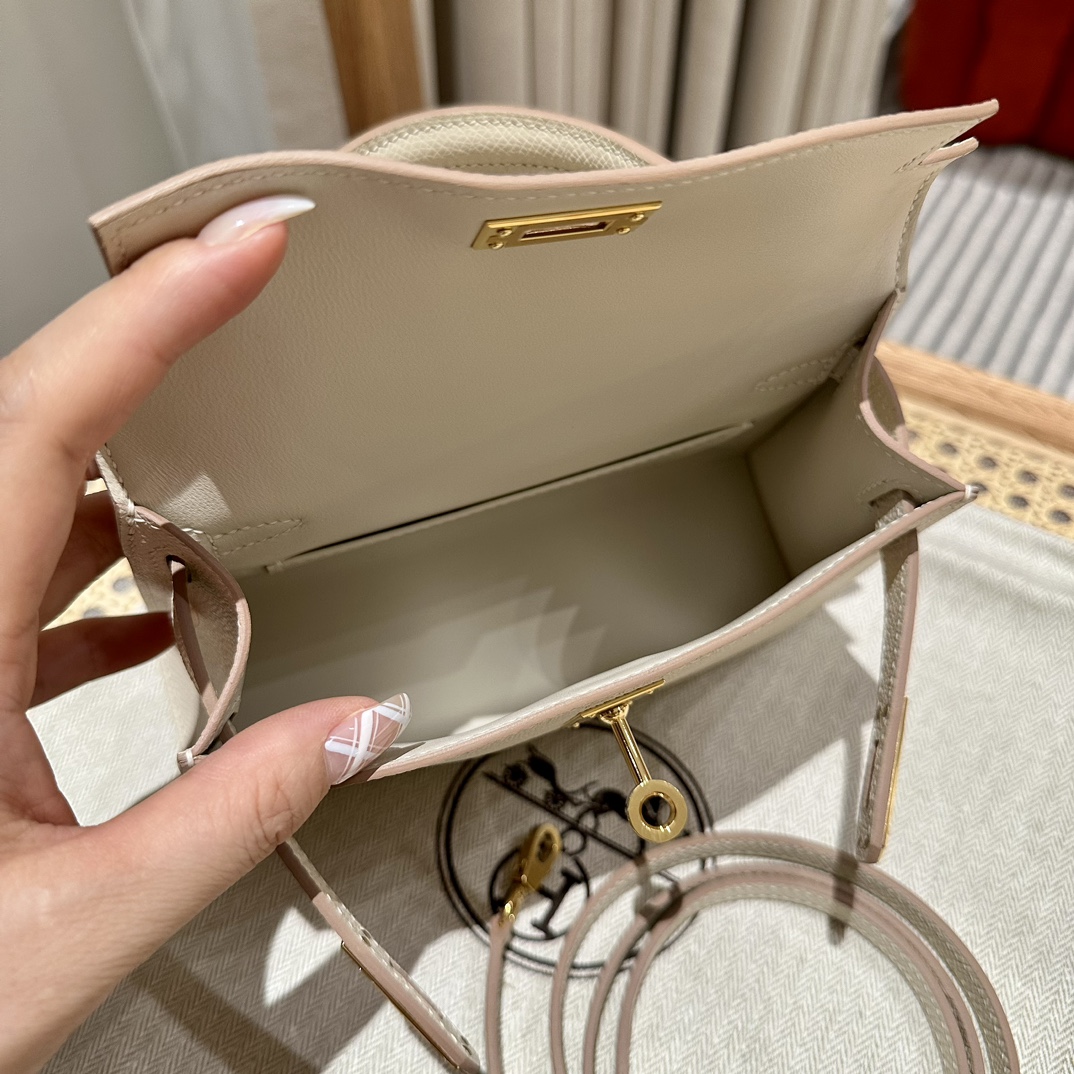 Handbags Hermes mini Kelly size:19cm - vstockx