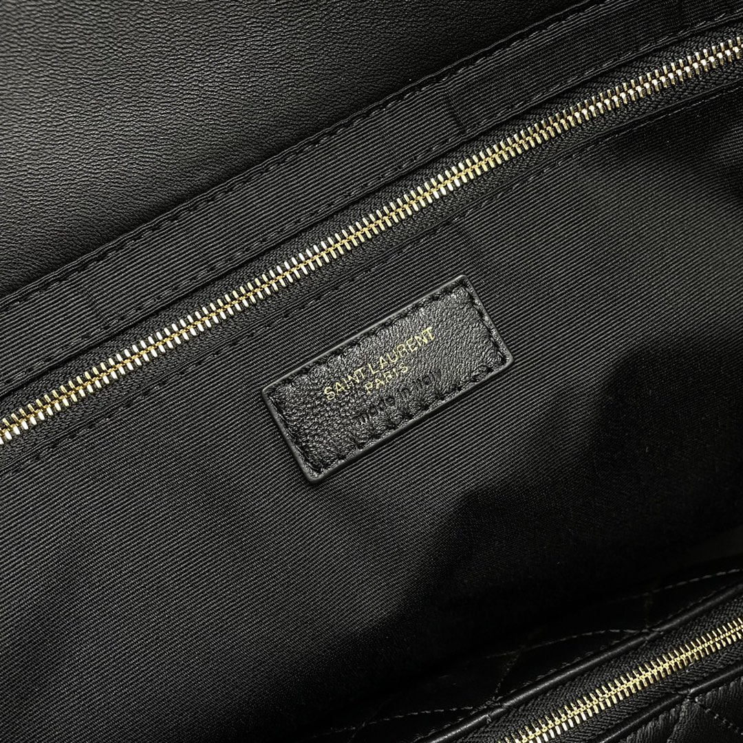 Handbags SAINT LAURENT 698651 size 27x13x8 cm - vstockx