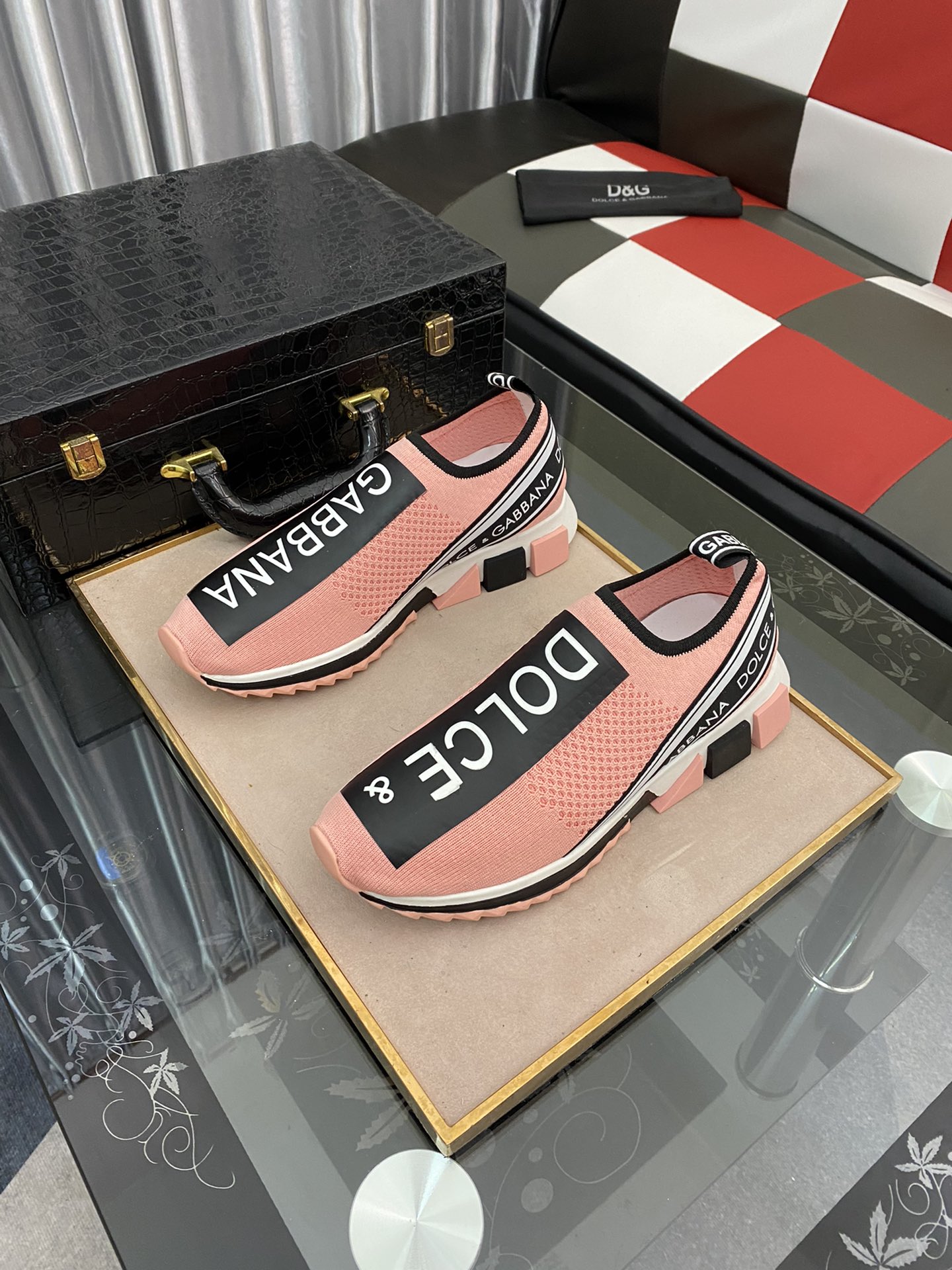 Dolce & Gabbana Sorrento 28 - vstockx