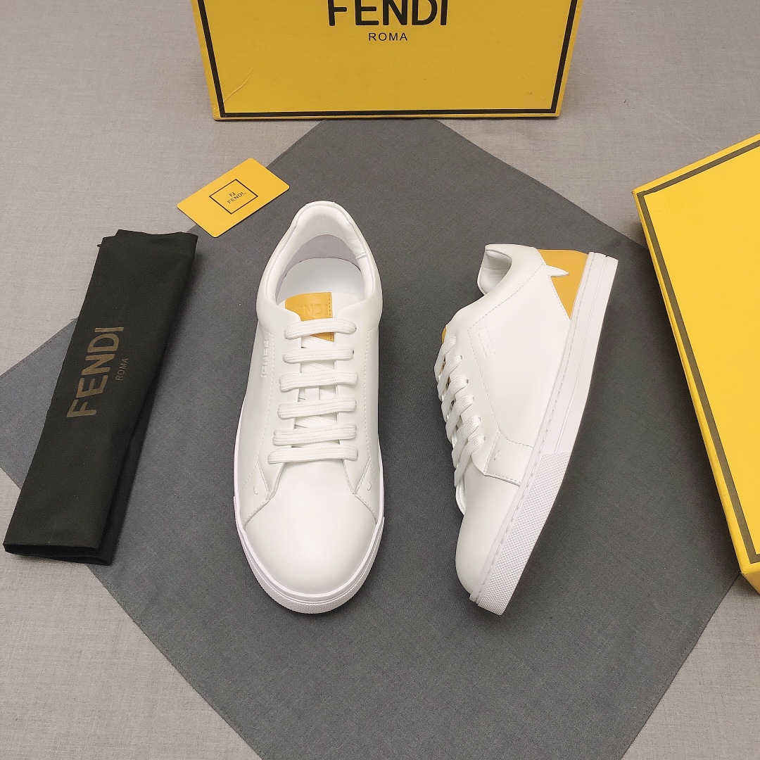 Fendi Low Top Sneakers 21 - vstockx