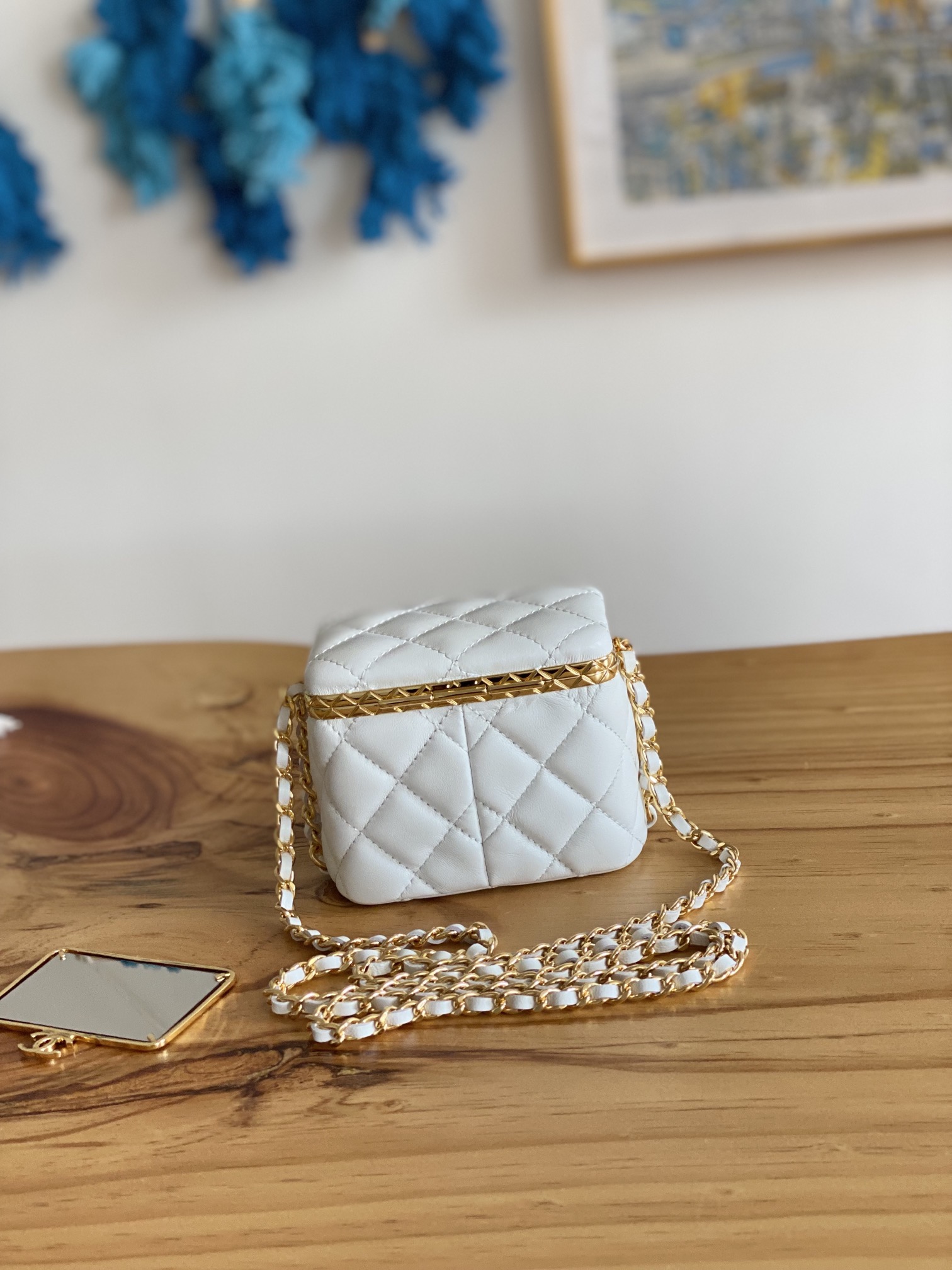 Handbag Chanel AP2717 size 9.5  11  8 cm - vstockx