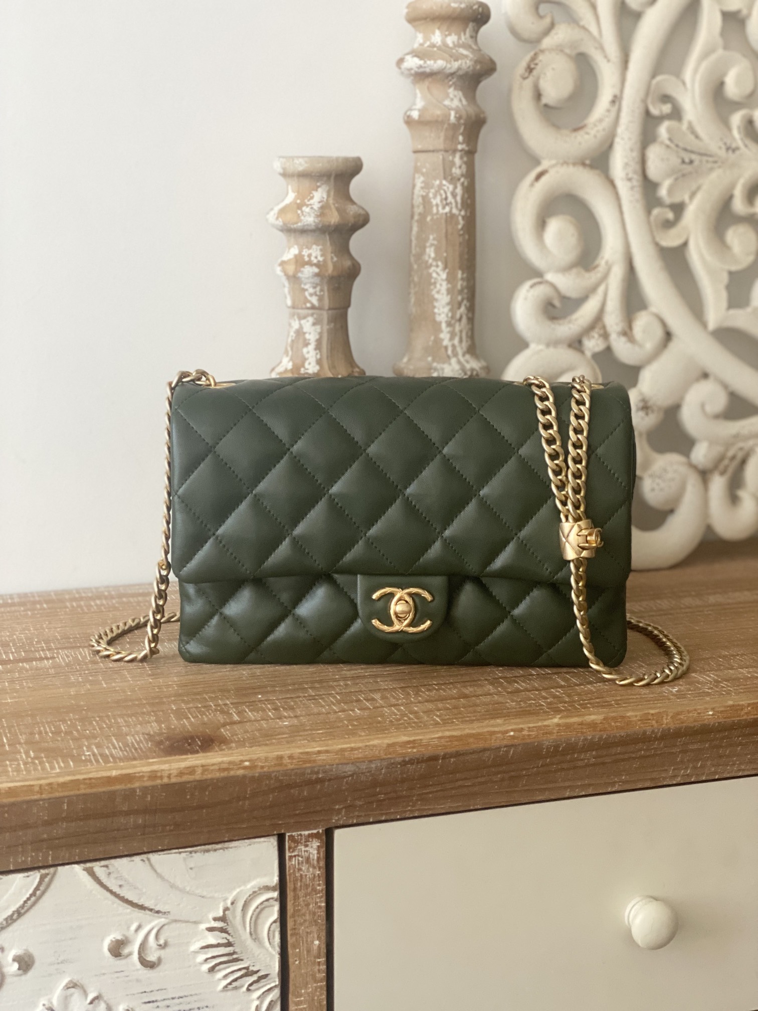 Handbag Chanel AS3609 size 16x25x10 cm - vstockx
