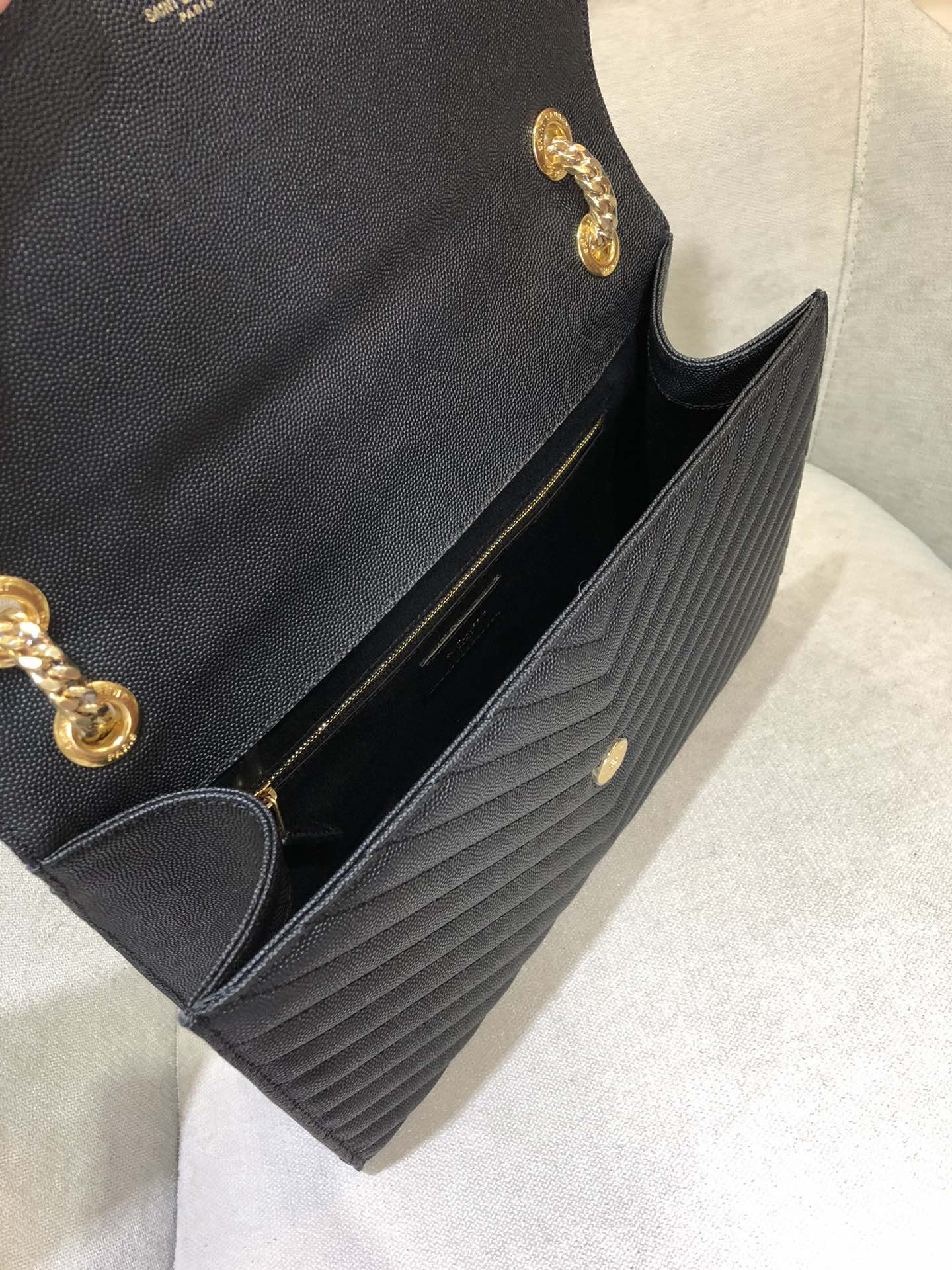 Handbags SAINT LAURENT 342023 size 31*2.5*21.5 cm - vstockx