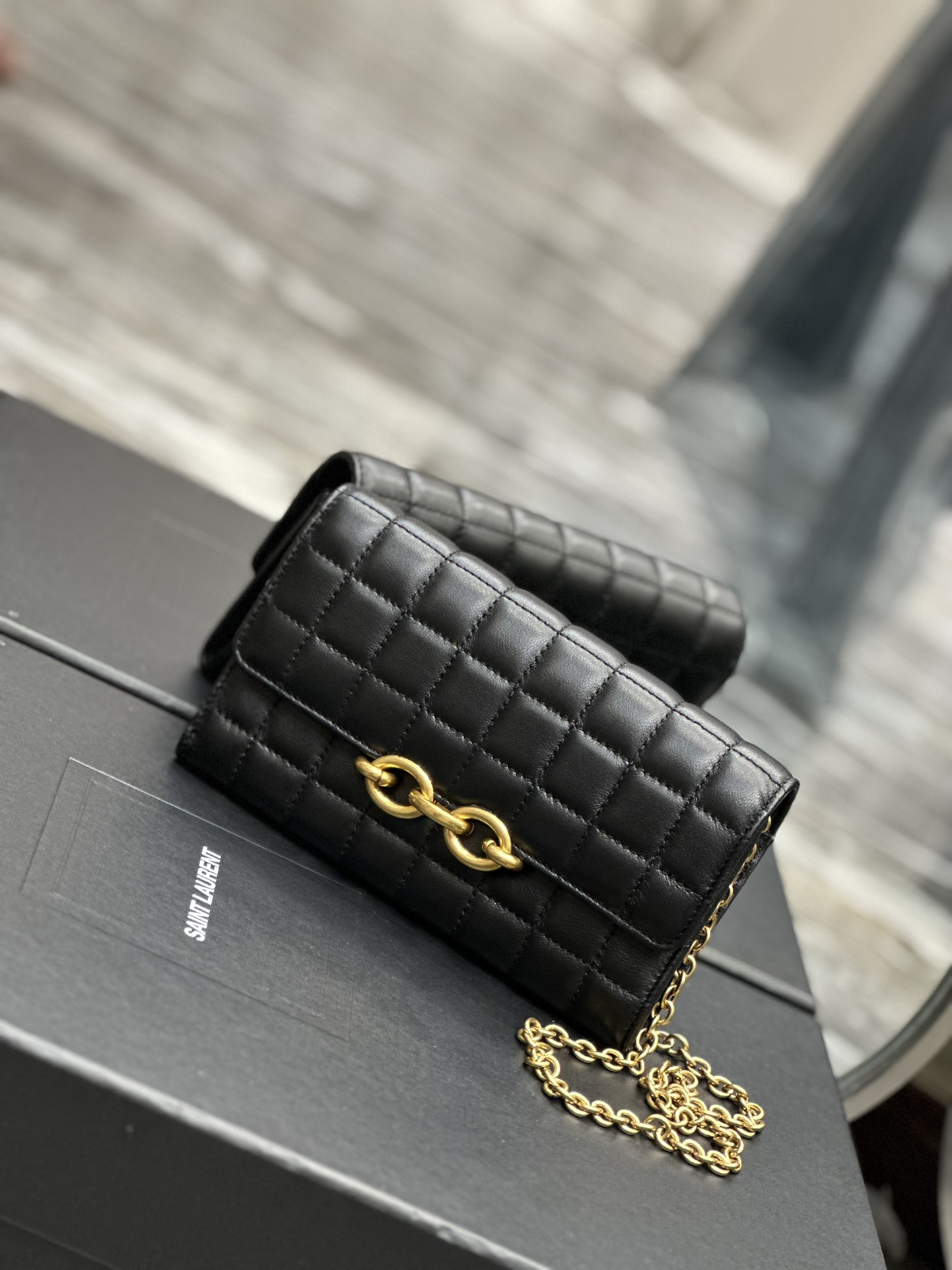 Handbags SAINT LAURENT 738109 size 19  11  4 cm - vstockx
