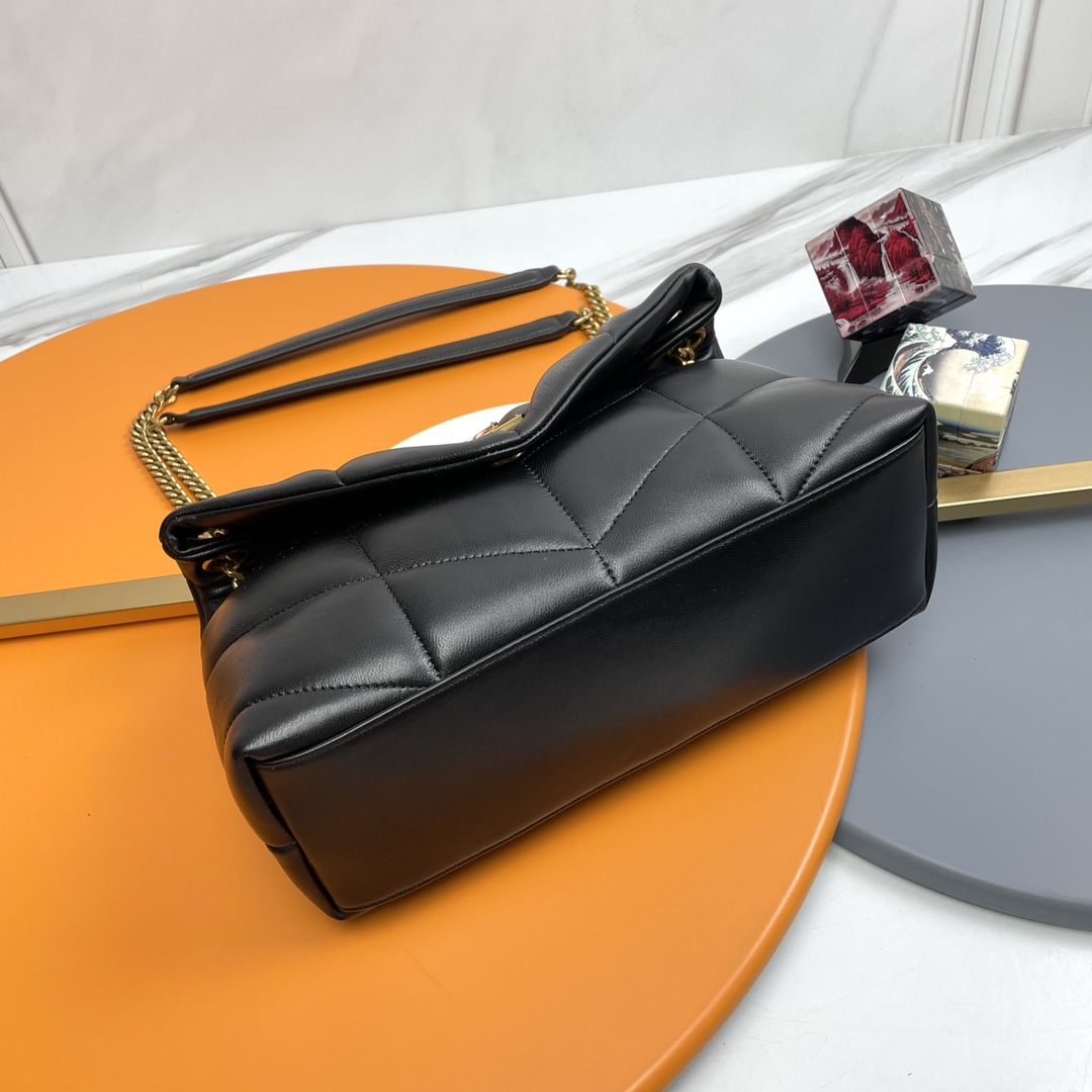 Handbags SAINT LAURENT 577476 size 29x17x11 cm - vstockx