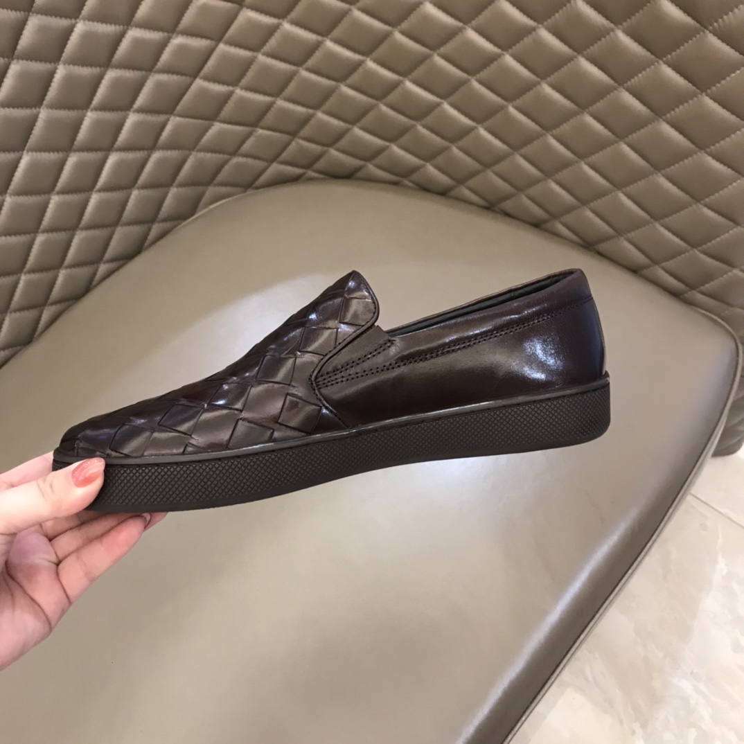 Bottega Veneta Intrecciato Leather Loafers 2 - vstockx