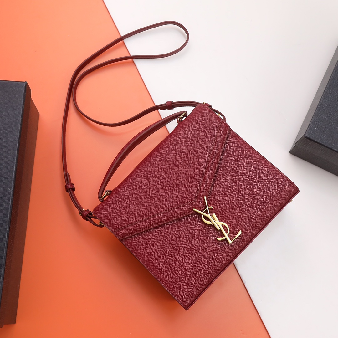 Handbags SAINT LAURENT 578000 size 24.5  20  11.5 cm - vstockx