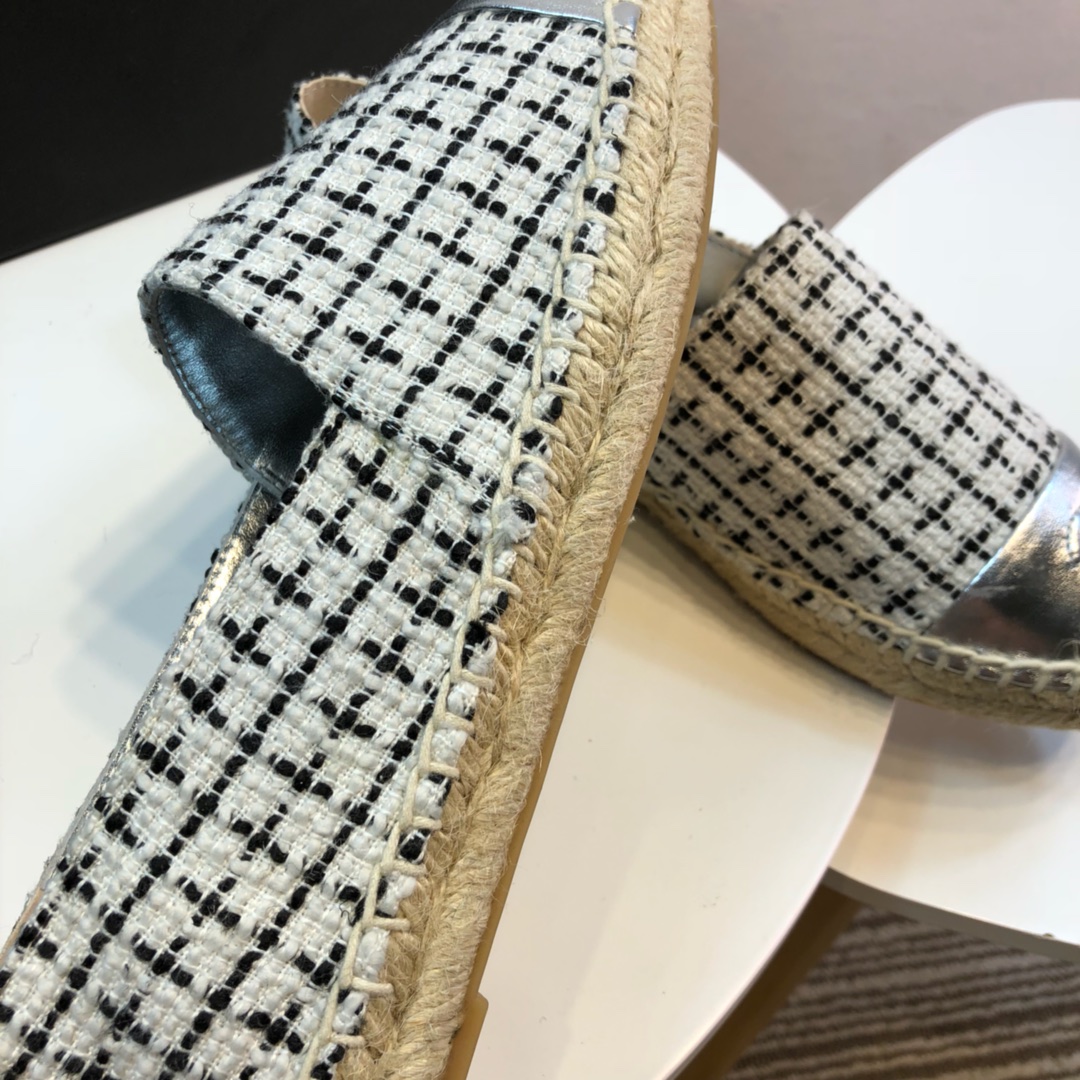 Chanel Loafers 34 - vstockx