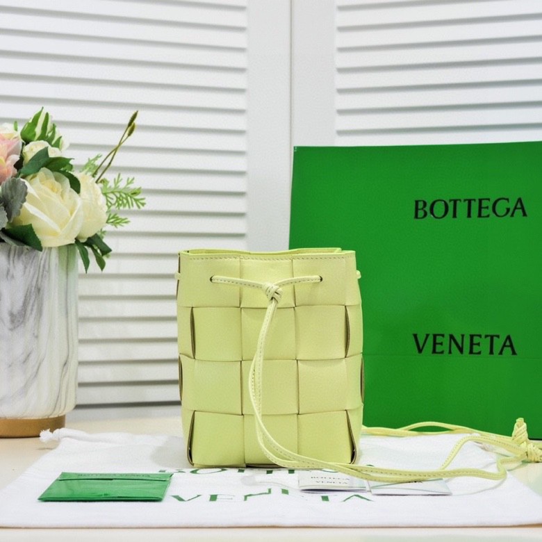 Handbags Bottega Veneta 6612 size:19 cm - vstockx