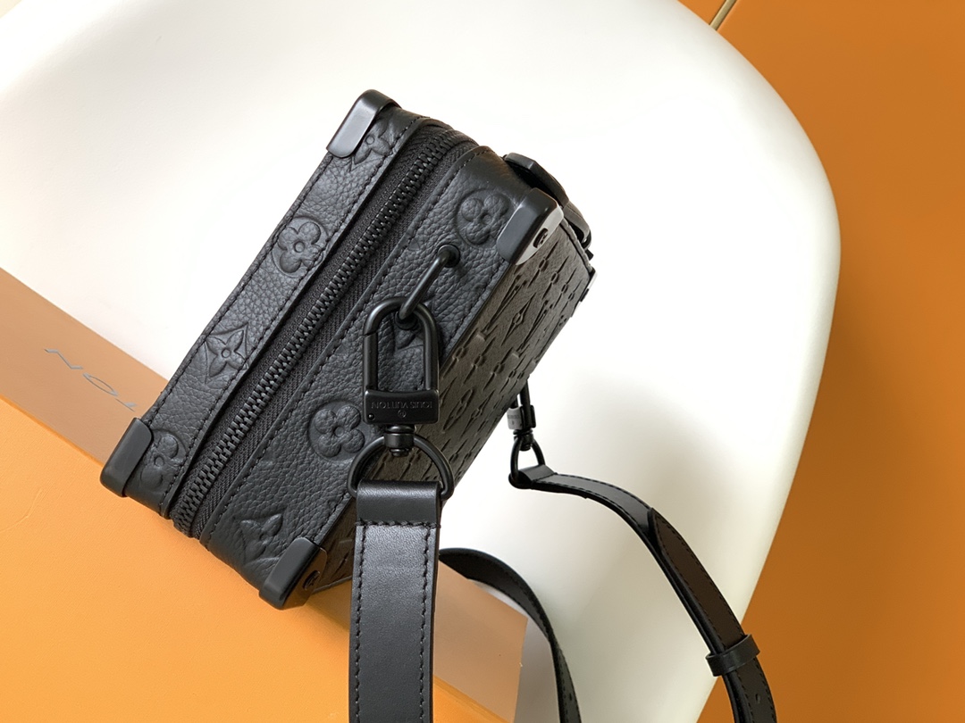 Handbag Louis Vuitton M59163 size 21.5 x 15 x 7 cm - vstockx