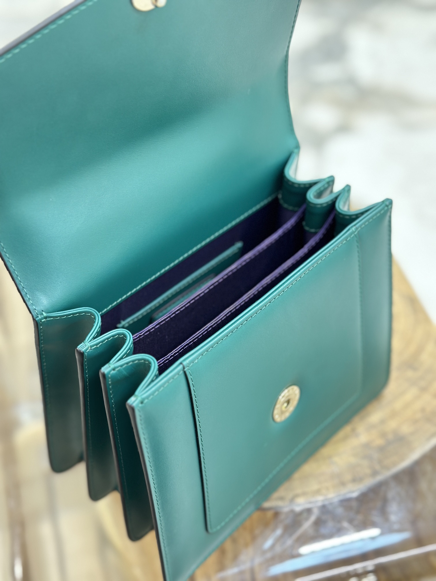 Handbags Bvlgari 38329 size:18*16*9 cm - vstockx