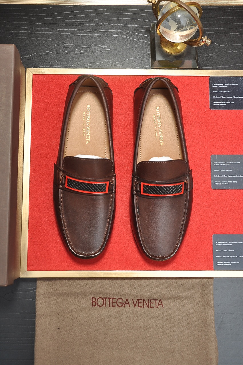 Bottega Veneta Intrecciato Leather Loafers 10 - vstockx