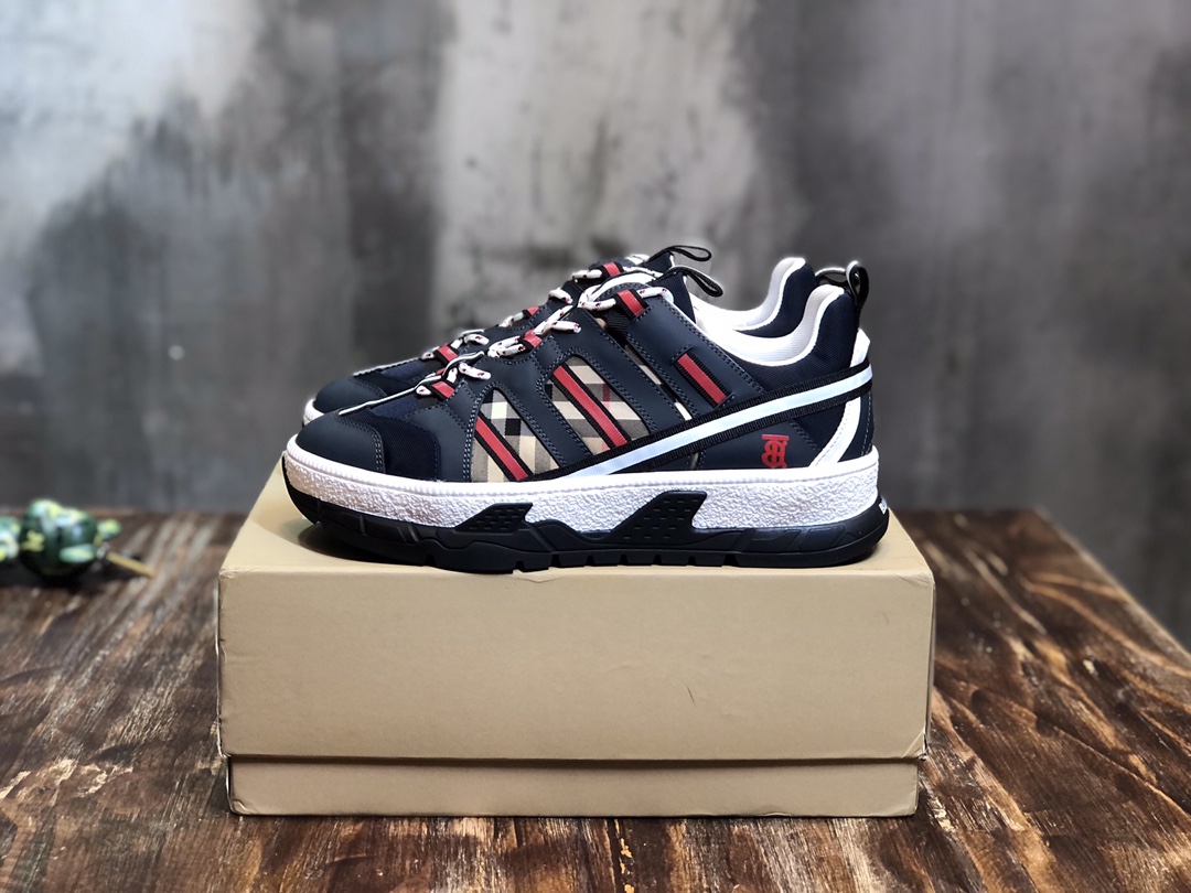 Burberry Arthur Vintage Sneaker 27 - vstockx