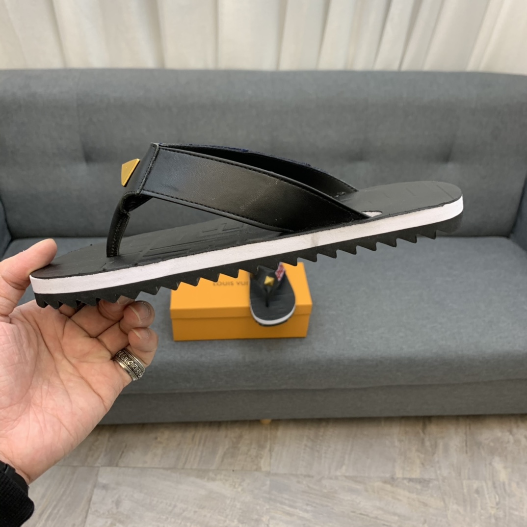 Fendi Slides 26 - vstockx