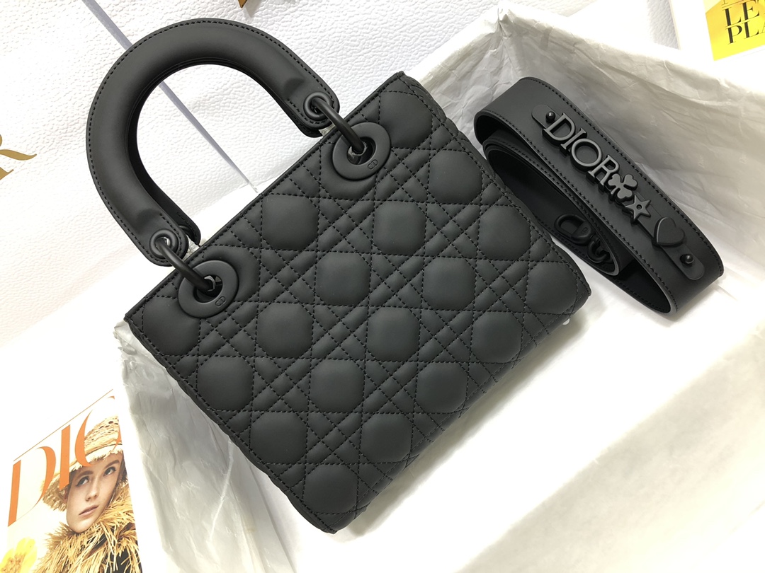 Handbag Dior M0538 size 20*16.5*8 cm - vstockx