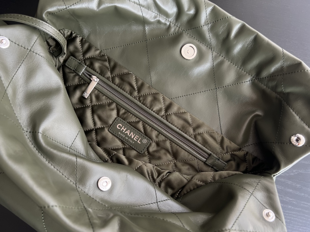 Handbag Chanel size 35cmx37cmx7 cm - vstockx