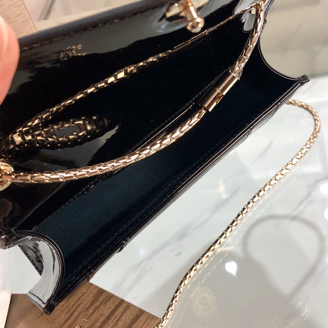 Handbags Bvlgari 35107 size:20*16*5 cm - vstockx