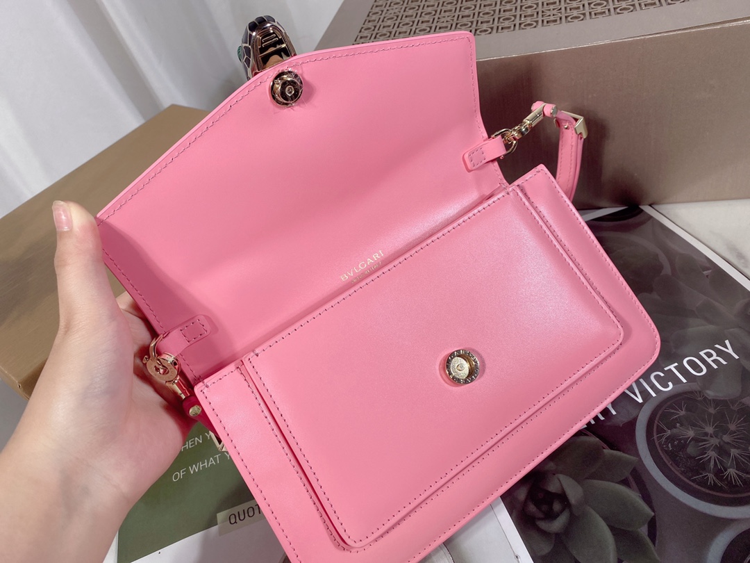Handbags Bvlgari 292104950 size:22*15*4.5 cm - vstockx