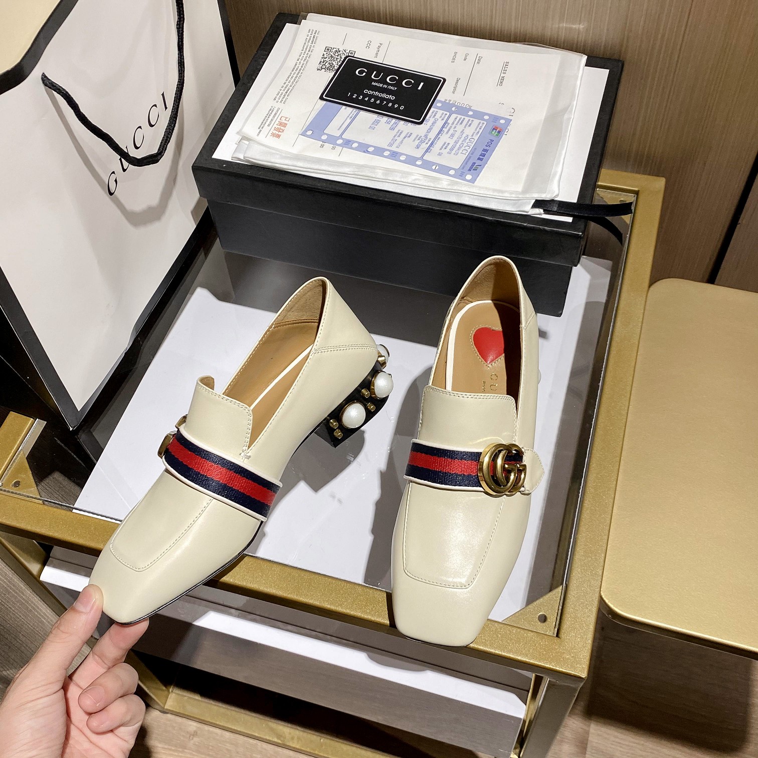 Gucci Leather mid-heel loafer Women 12 - vstockx