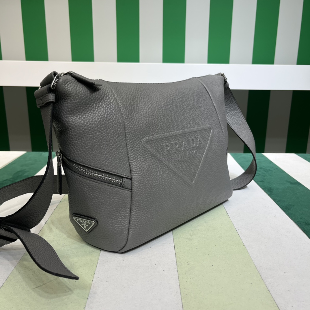 Handbags Prada 2VH165 size:23*11*26 cm - vstockx