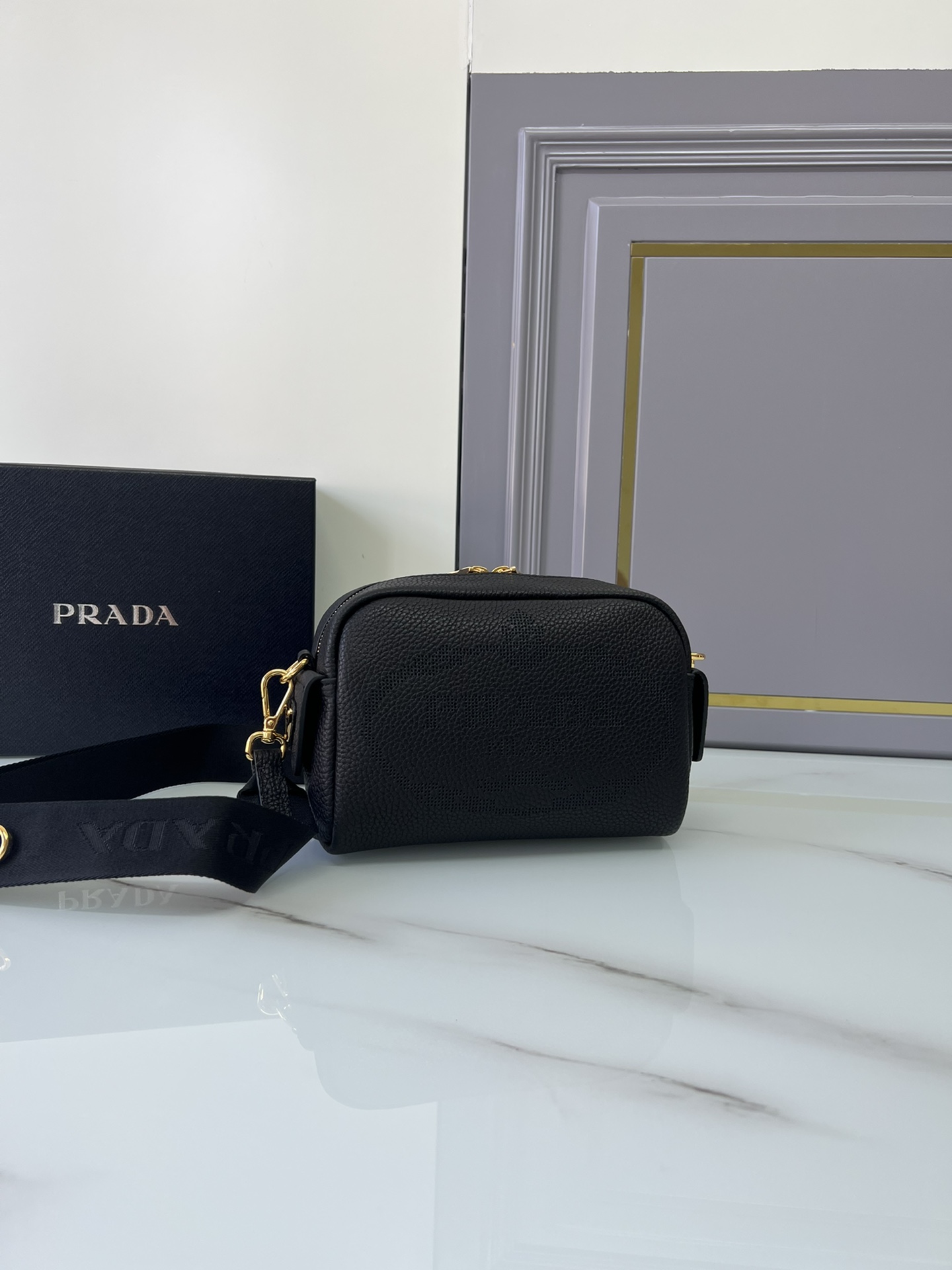 handbags prada 1BH187 20.5*13*8.5 - vstockx