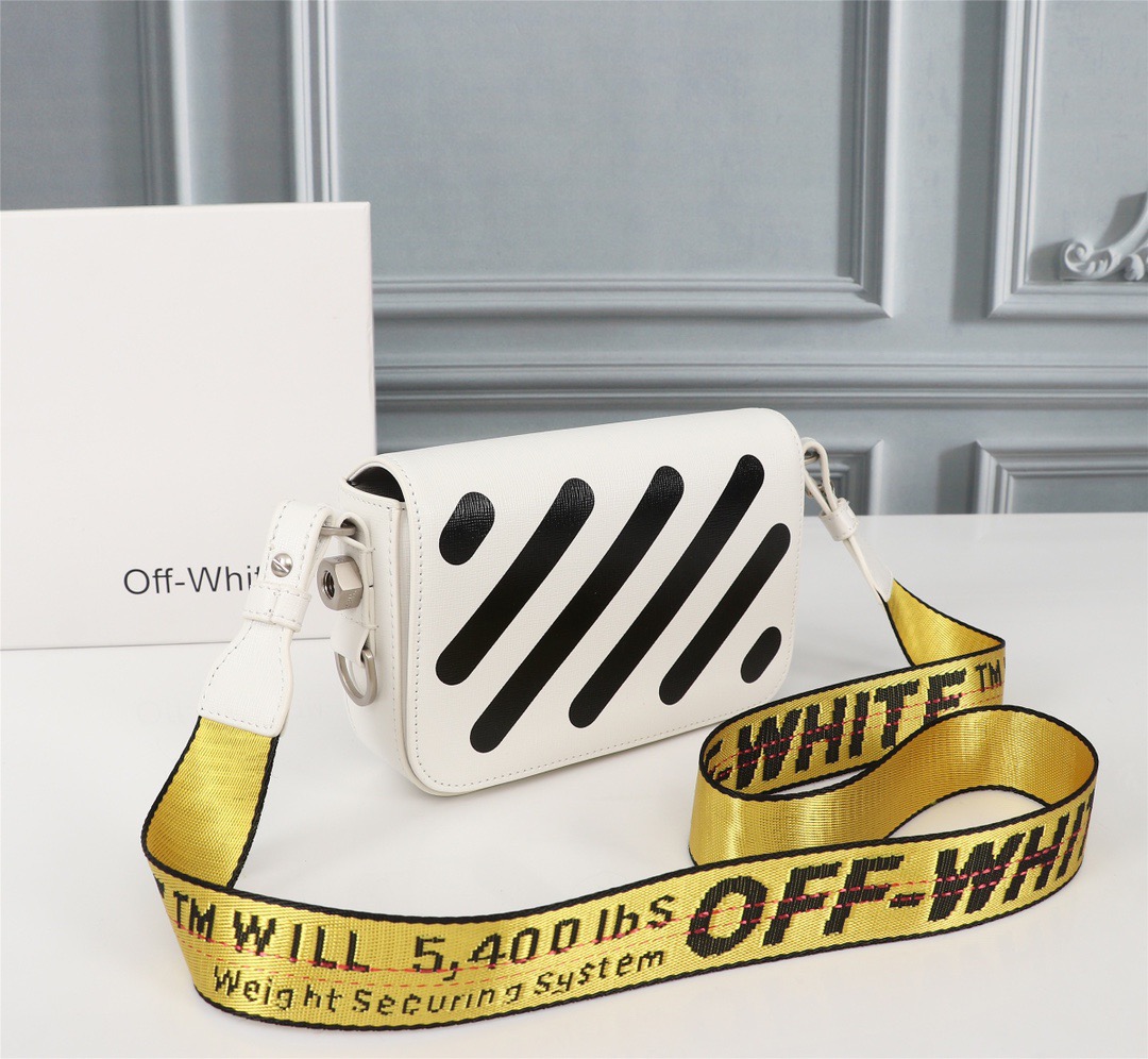 handbags OFF-White 542  4225870  size:18*12*5cm - vstockx