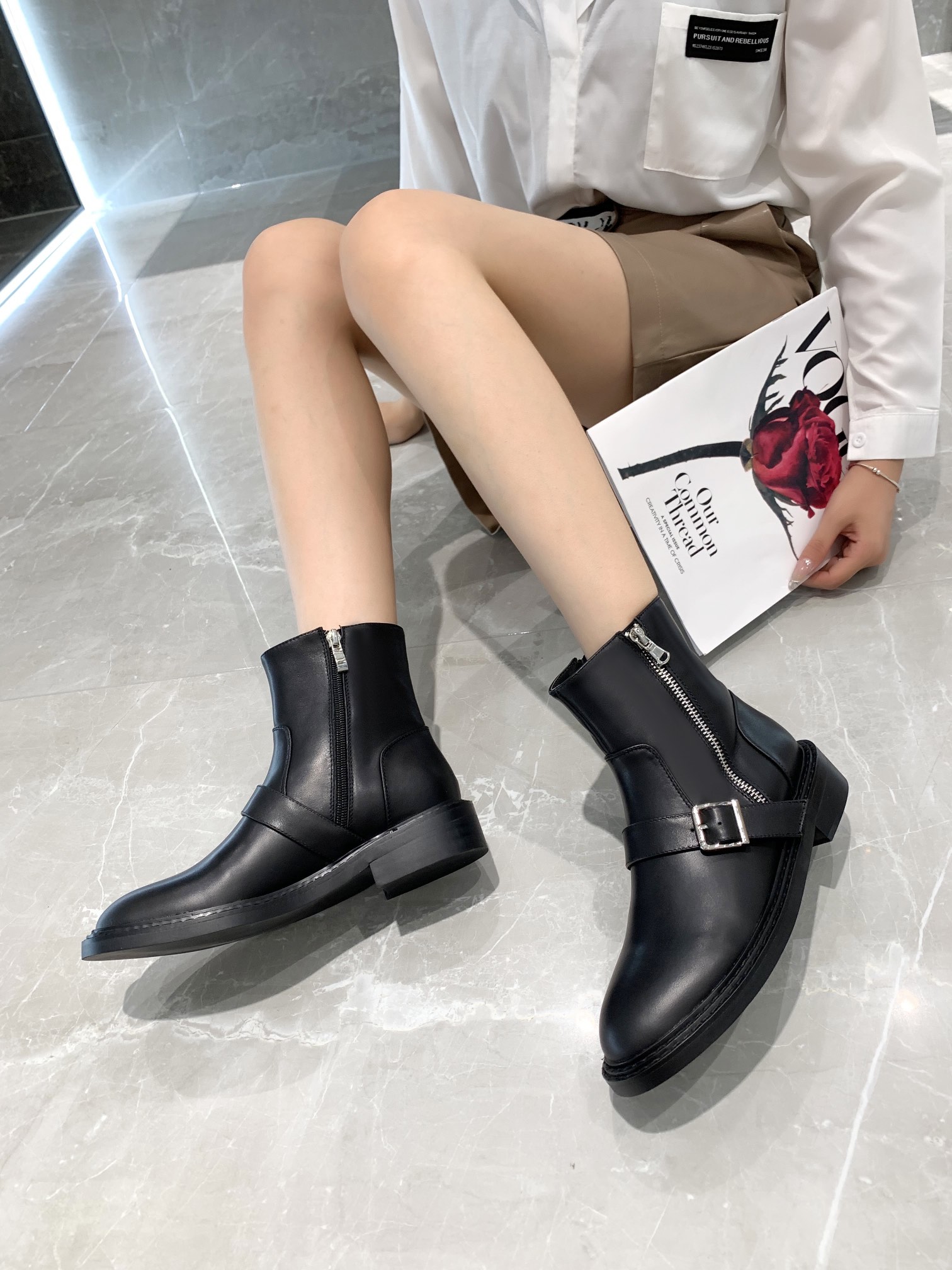 Givenchy Boots 1 - vstockx