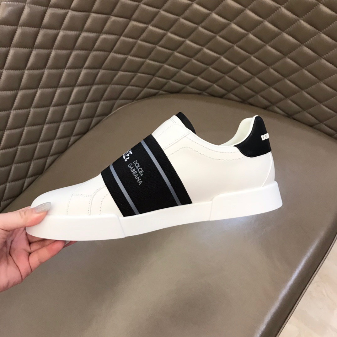 Dolce & Gabbana Low Tops Sneakers 88 - vstockx