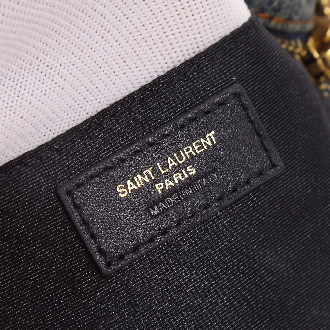 Handbags SAINT LAURENT 610436 size 17  17  5.5 cm - vstockx