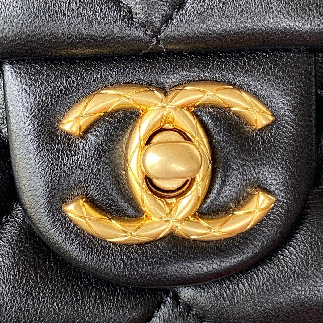 Handbag Chanel AS3393 size 14*22*8 cm - vstockx