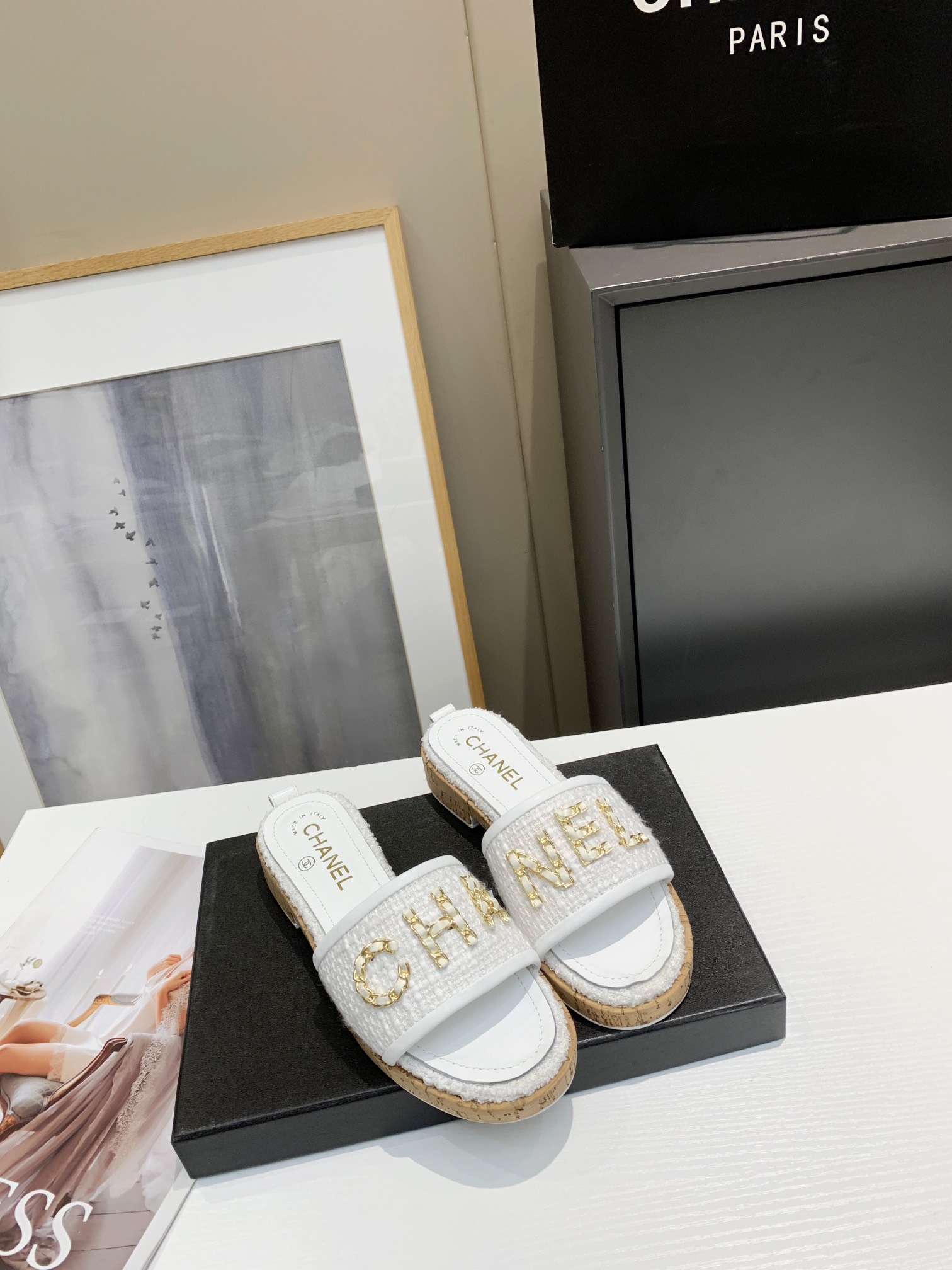 Chanel Slides 25 - vstockx