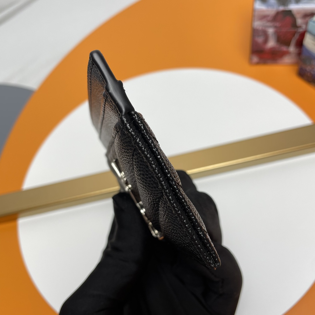 Handbags SAINT LAURENT 423291 size 10x7.5x0.5 cm - vstockx