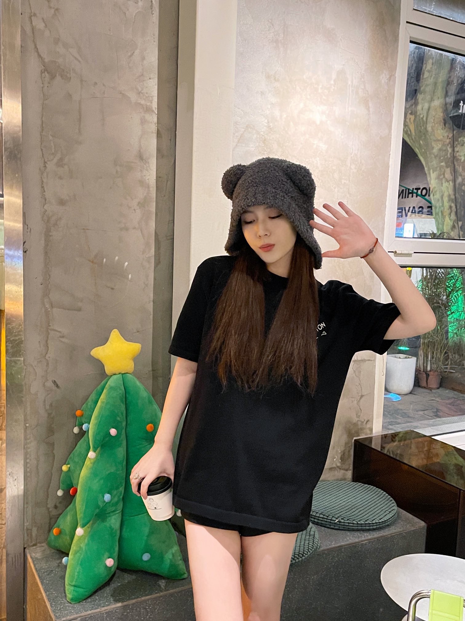 Clothes Louis Vuitton 635 - vstockx