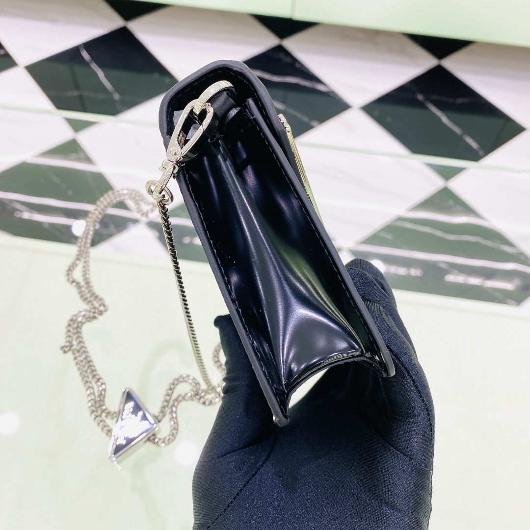 handbags prada 1BH189 size:17*9.5*3.5 - vstockx