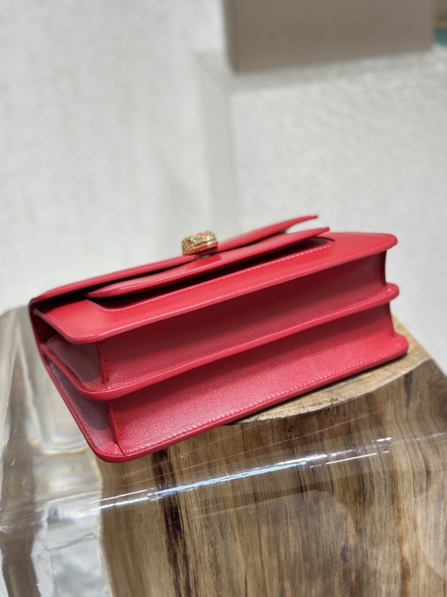 Handbags Bvlgari 290767 size:25*17*8 cm - vstockx