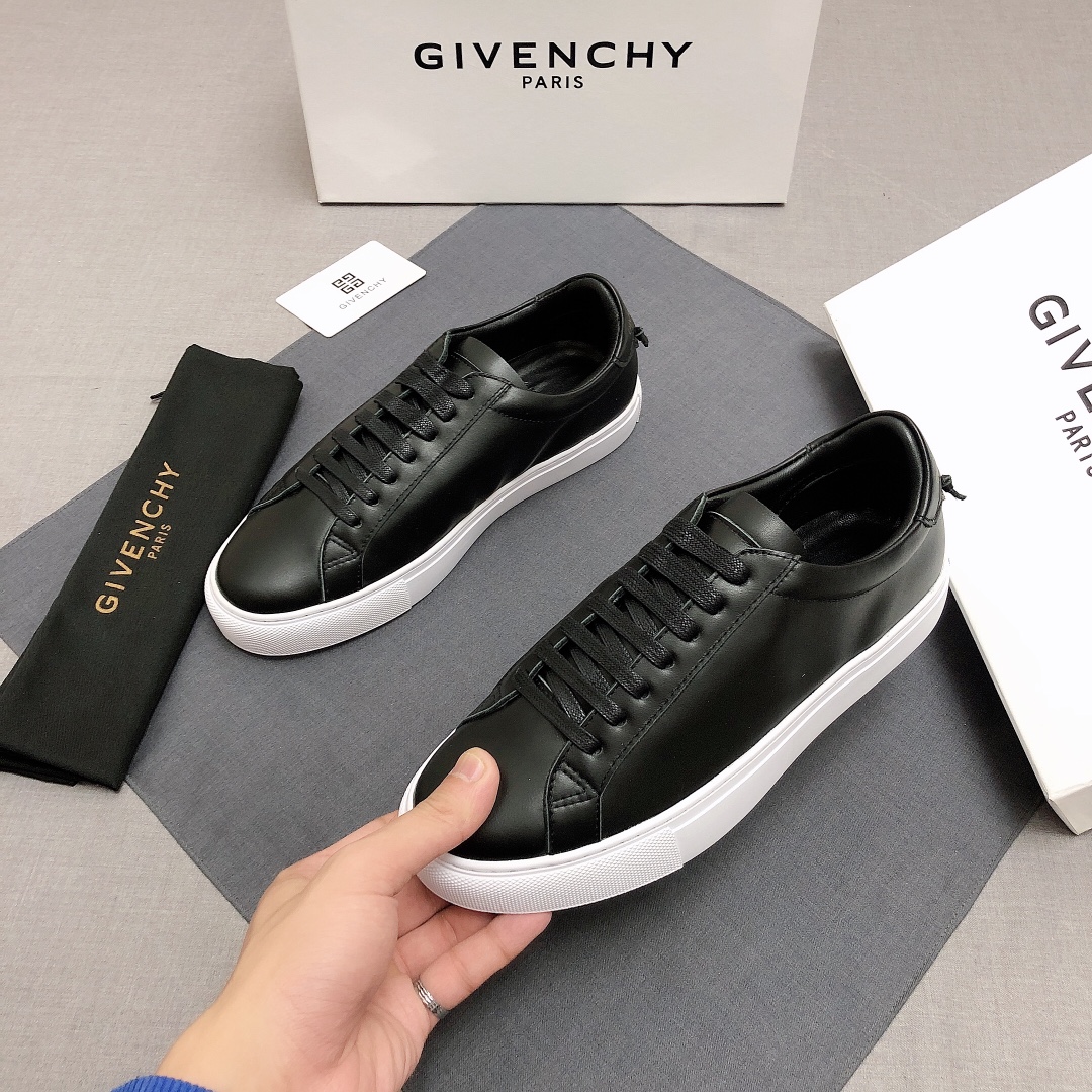 Givenchy Urban Street Logo-print Leather Sneakers 35 - vstockx