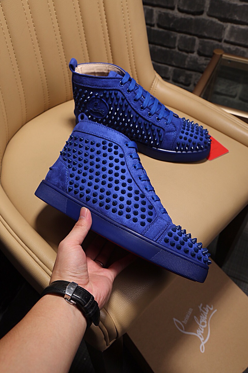 Christian Louboutin Louis Junior Spikes Orlato Flat Sneakers 7 - vstockx