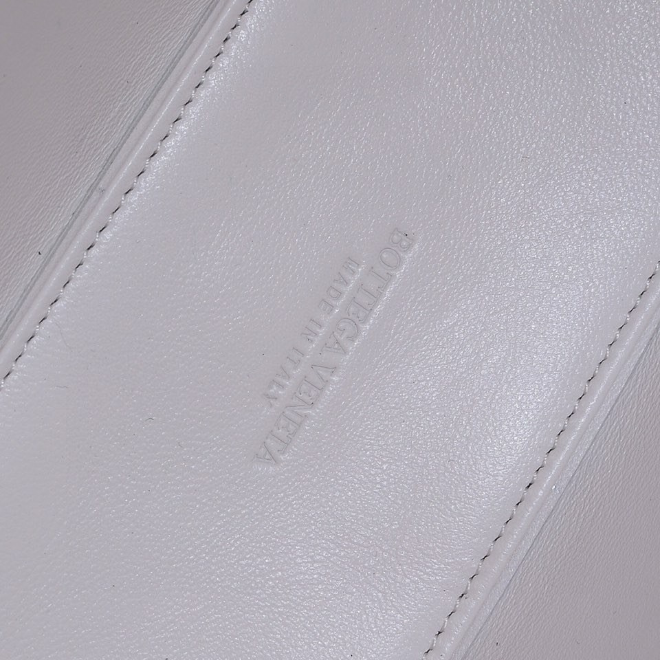 handbags Bottega Veneta 9894# SIZE:25*16*8CM - vstockx